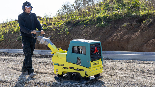 Ammann-Aph5075-Boehrer-Baumaschinen-02